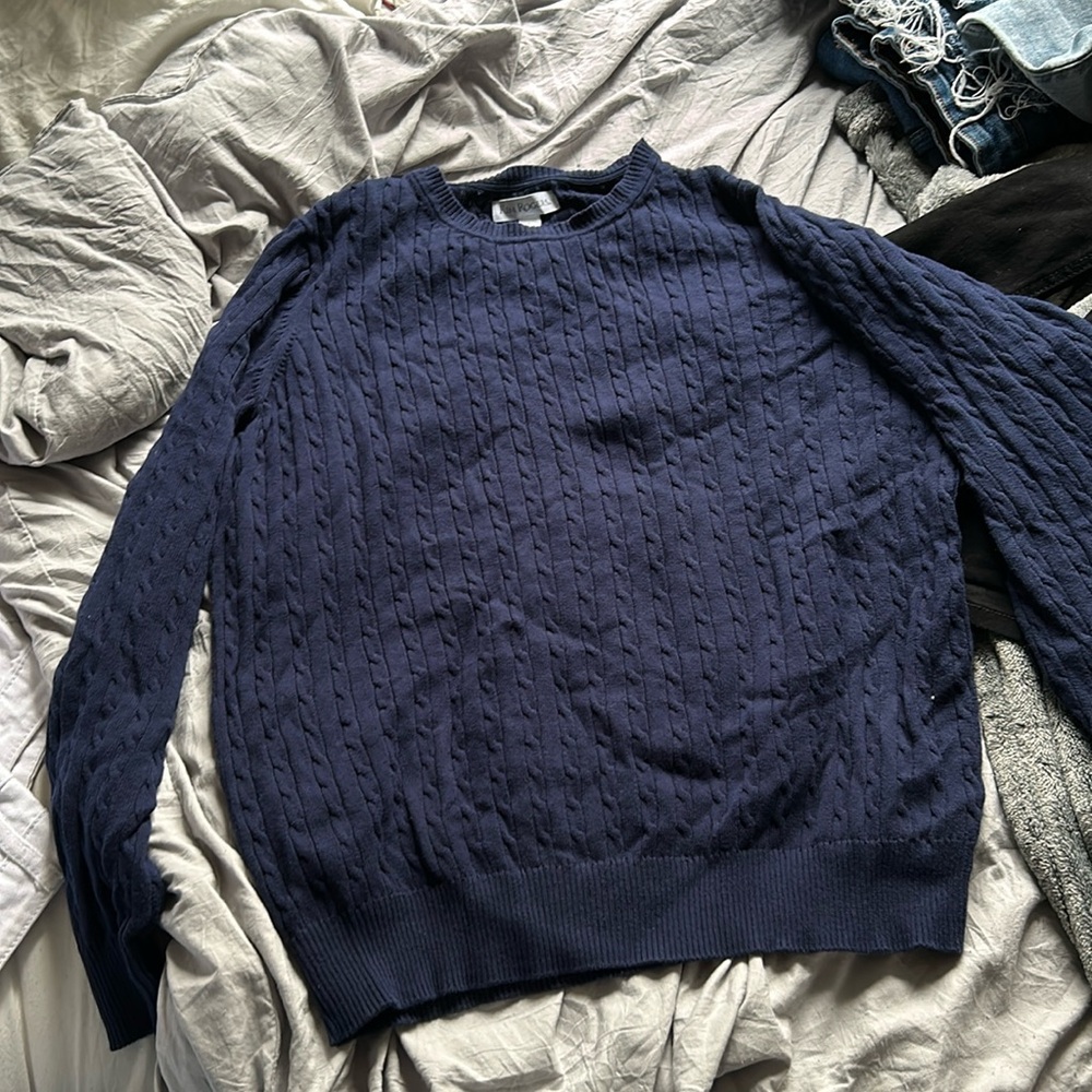Dark blue crew neck sweater